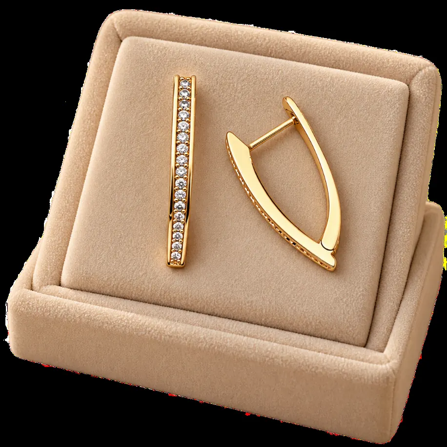 VIP V Form Zirkon Taşlı Gold Küpe
